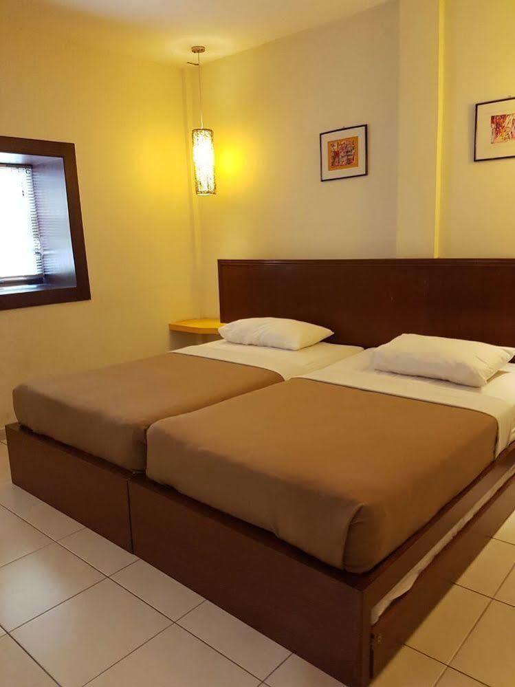 Newbridge Hotel Malacca Eksteriør bilde